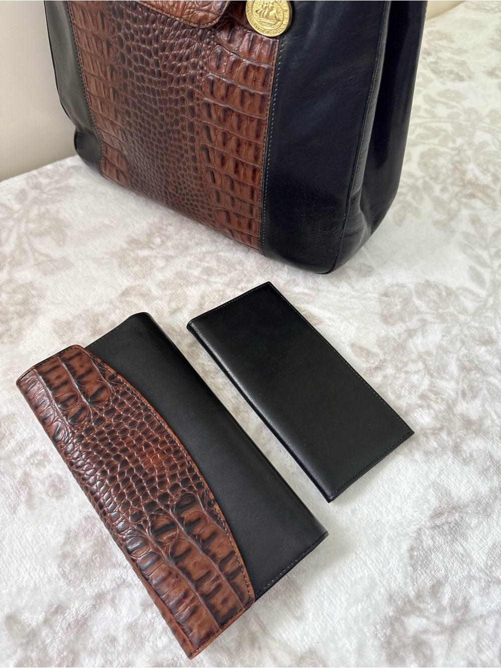 Brahmin Leather Checkbook Wallet Black Brown Croco Embossed Clutch Organizer